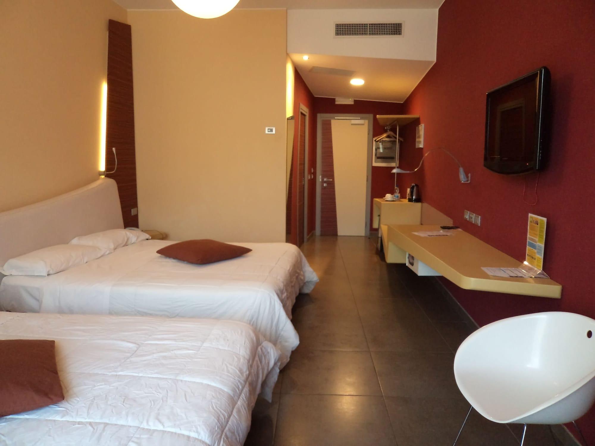 Ibis Styles Catania Acireale Hotel Eksteriør billede