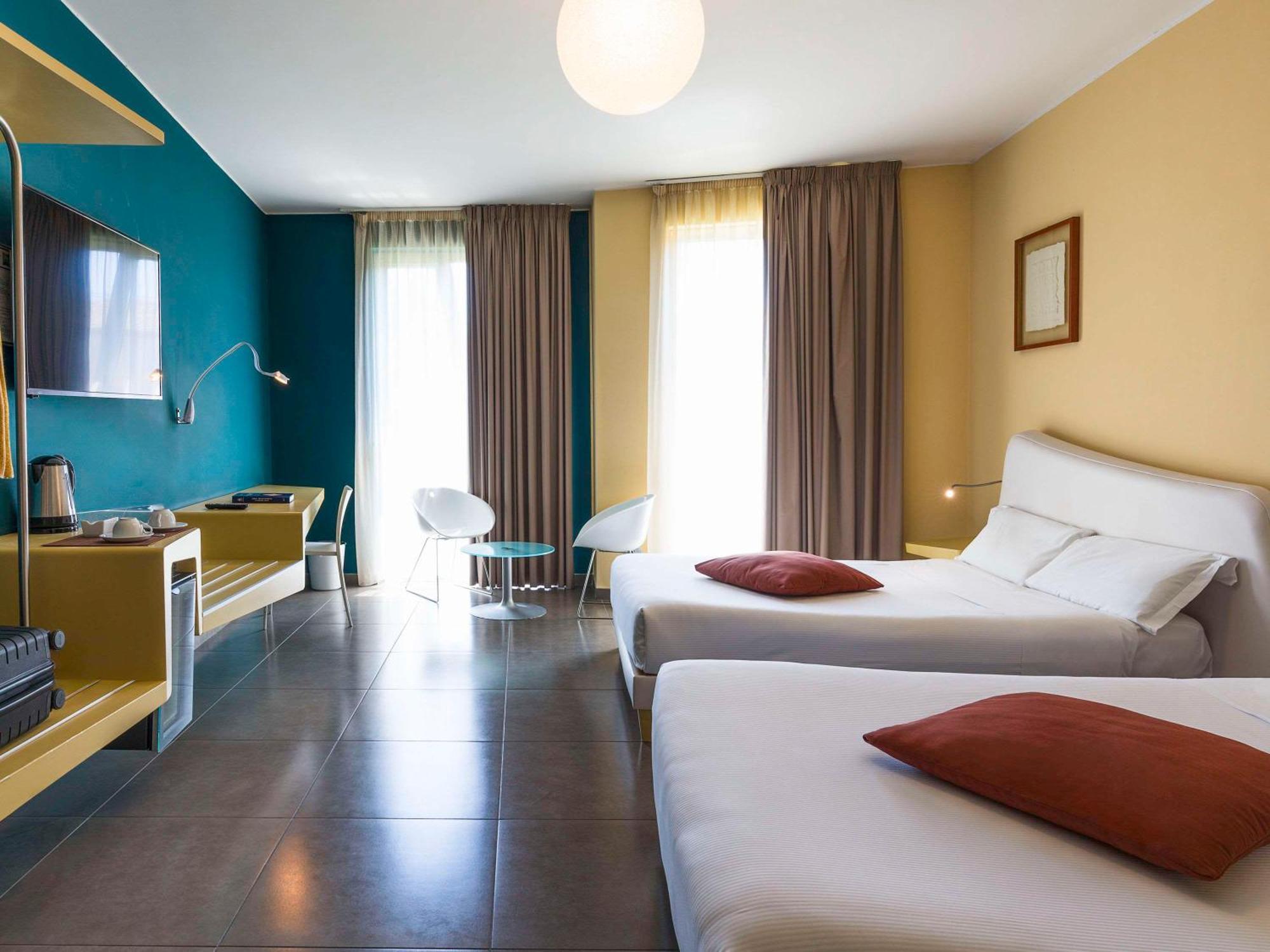 Ibis Styles Catania Acireale Hotel Eksteriør billede